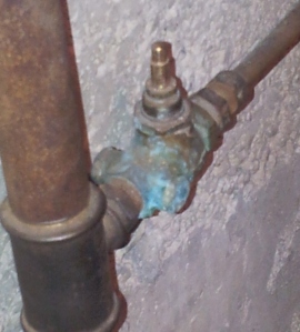 ancienne vanne circuit eau
